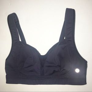 40% off! Lululemon Spandex Sports Bra Size 34 C